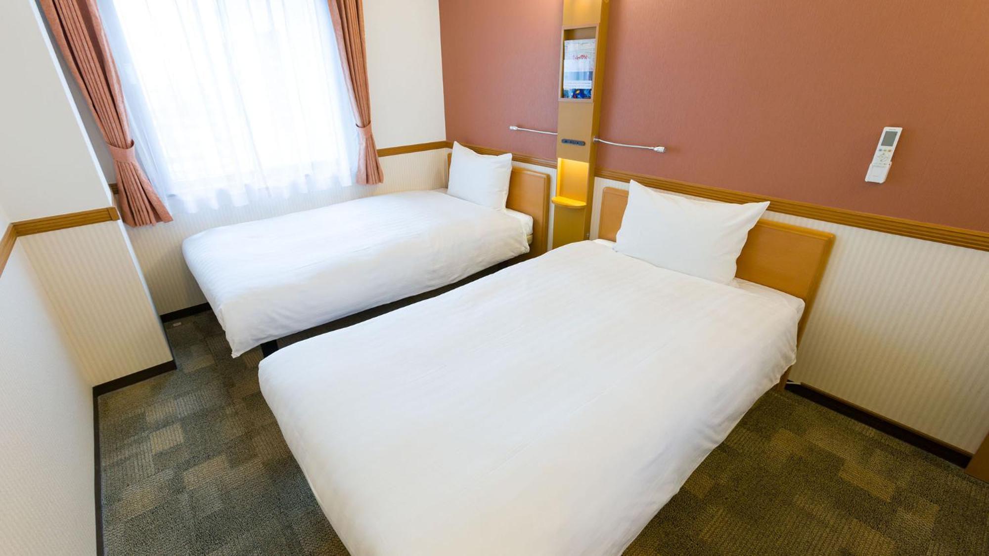 Toyoko Inn Mikawa Anjo Eki Shinkansen Minami Guchi No 1 Anjomachi Room photo